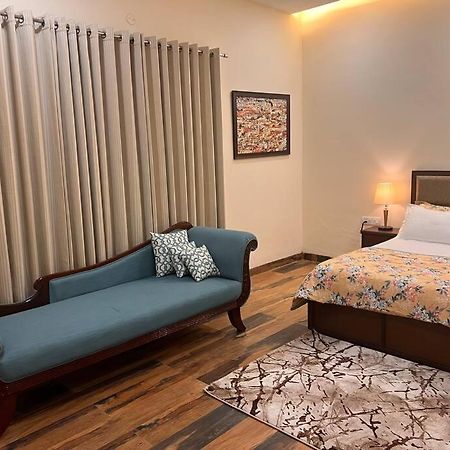 5Bhk Home Away From Home At Ranjit Avenue Amritsar Esterno foto
