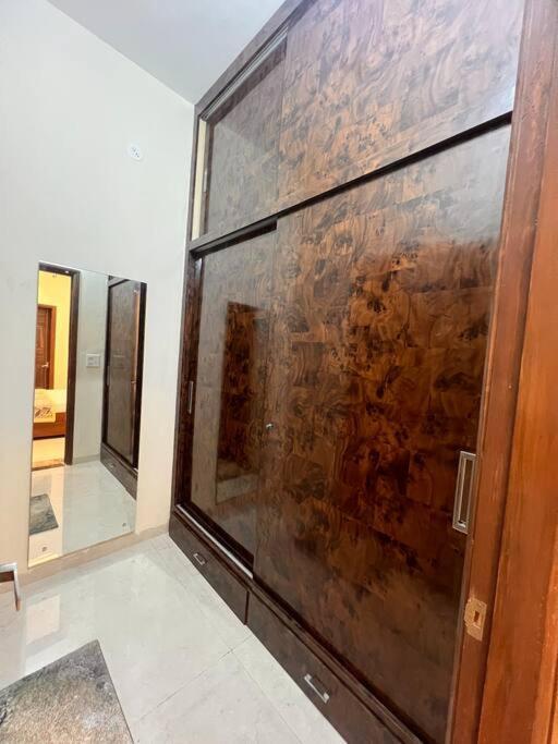 5Bhk Home Away From Home At Ranjit Avenue Amritsar Esterno foto